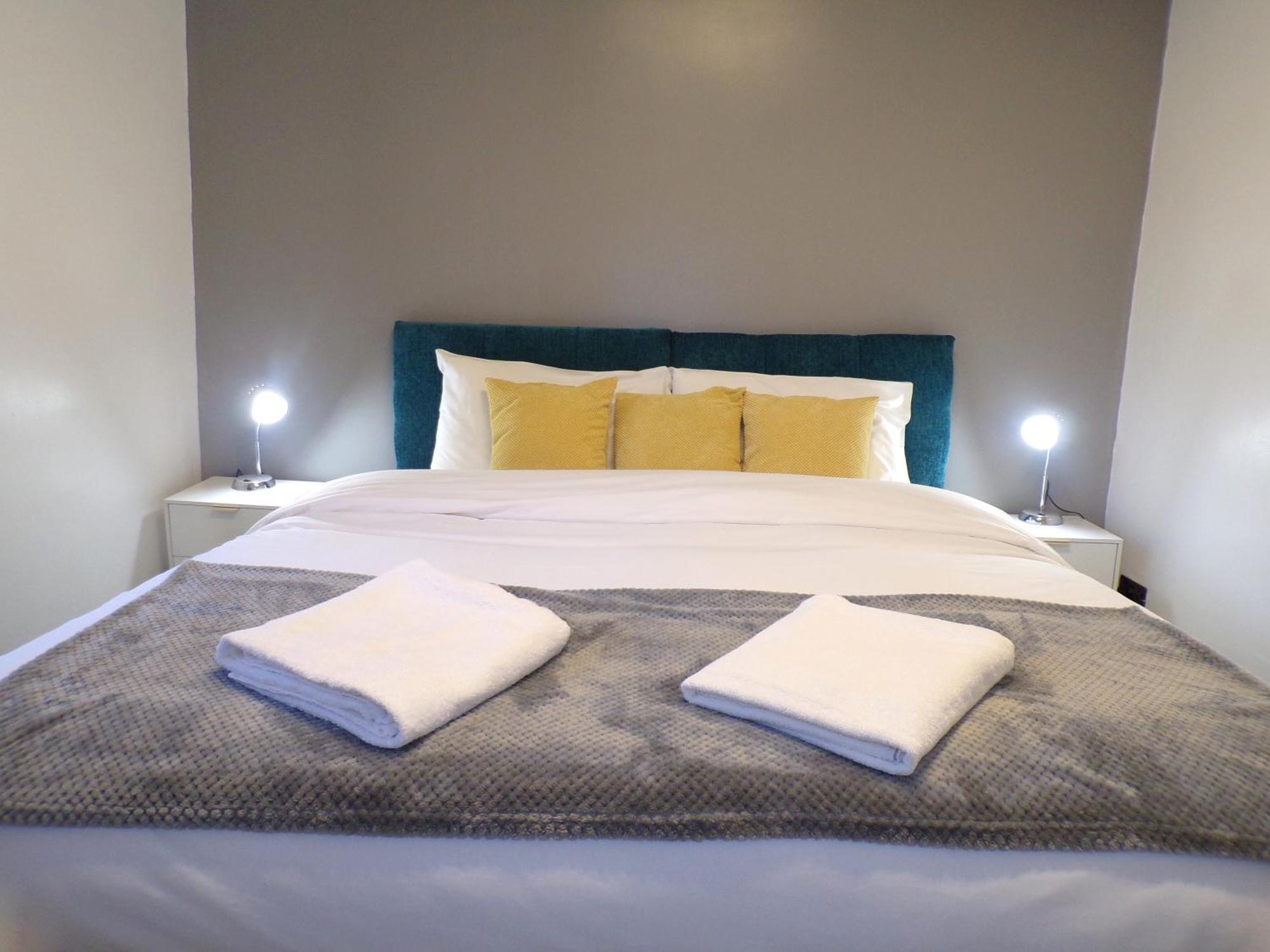 Hazelhurst House - 4 Bedrooms 2 Bathrooms Stoke-on-Trent Exteriér fotografie