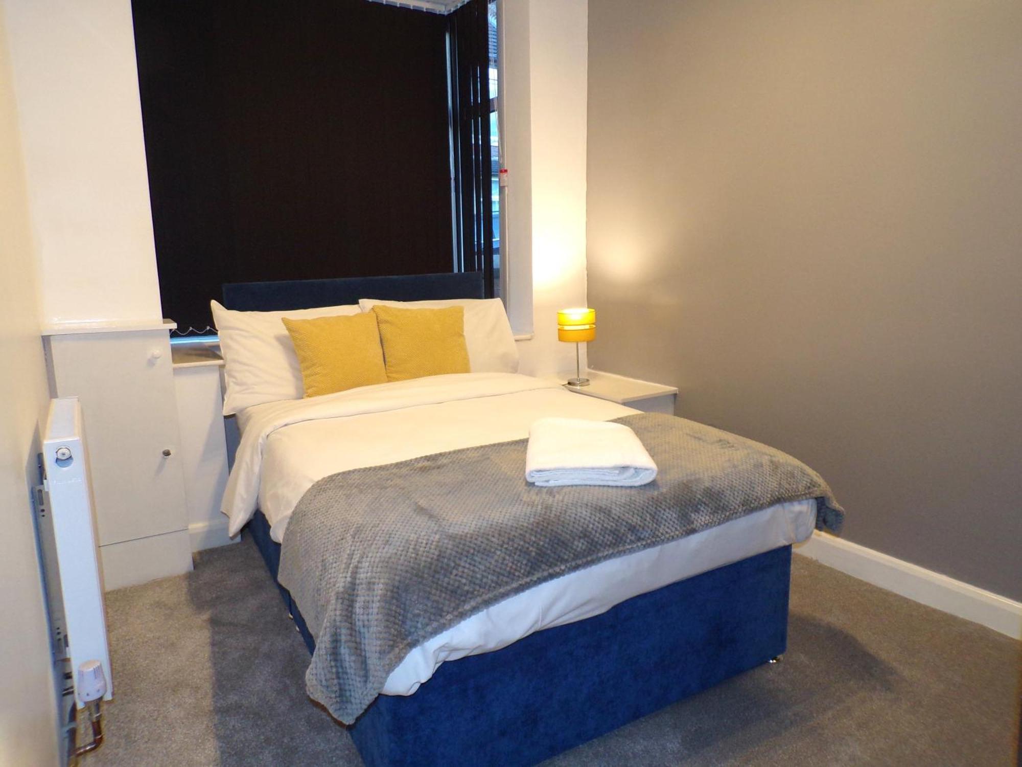 Hazelhurst House - 4 Bedrooms 2 Bathrooms Stoke-on-Trent Exteriér fotografie