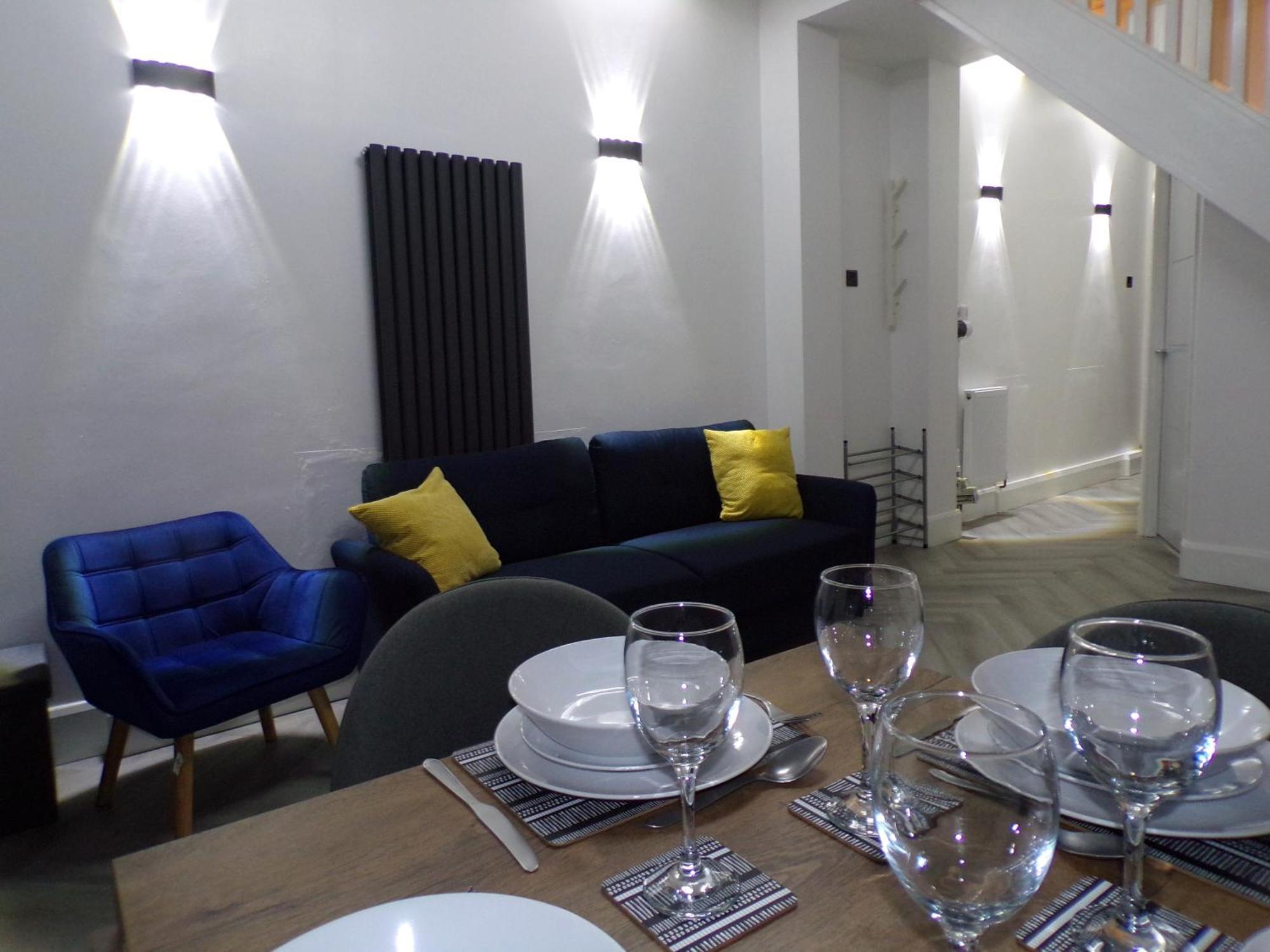 Hazelhurst House - 4 Bedrooms 2 Bathrooms Stoke-on-Trent Exteriér fotografie