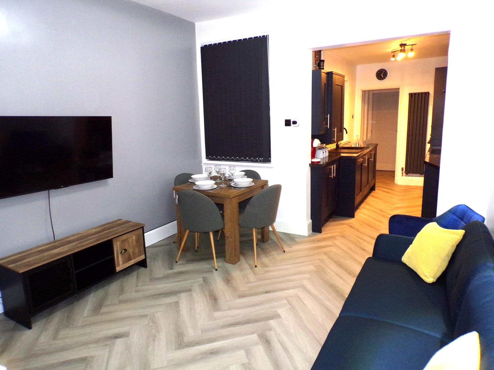 Hazelhurst House - 4 Bedrooms 2 Bathrooms Stoke-on-Trent Exteriér fotografie